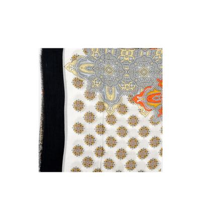 Платок Larioseta Pollini J1368 оптом